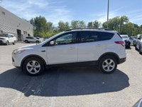 Le Ford Escape SE 2015 est un VUS compact polyvalent qui offre un excellent équilibre entre confort,... (image 7)