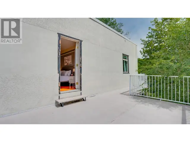 2302 23 Avenue Vernon, British Columbia in Houses for Sale in Vernon - Image 26