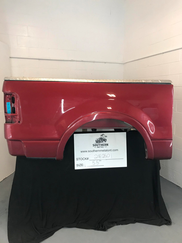 2006 Ford F150  Southern Box/ Bed Rust Free! in Auto Body Parts in Oshawa / Durham Region