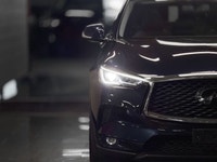 The 2021 INFINITI QX50 LUXE is a compelling compact luxury SUV that balances distinctive styling wit... (image 4)