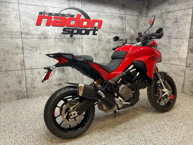 2024 DUCATI MULTISTRADA V2 S in Sport Touring in Laval / North Shore - Image 3