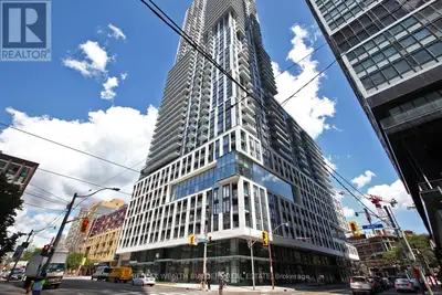 2107 - 251 JARVIS STREET E Toronto (Church-Yonge Corridor), Onta