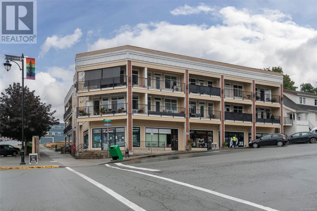 204 5262 Argyle St Port Alberni, British Columbia in Condos for Sale in Port Alberni - Image 2