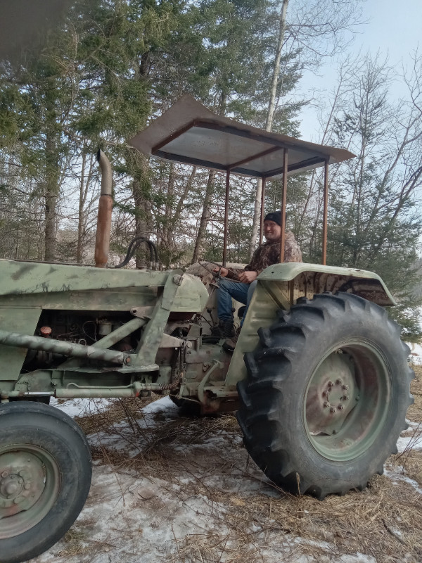 1973 David Brown Tractor.  Works great!!  Lady driver in Farming Equipment in Saint John