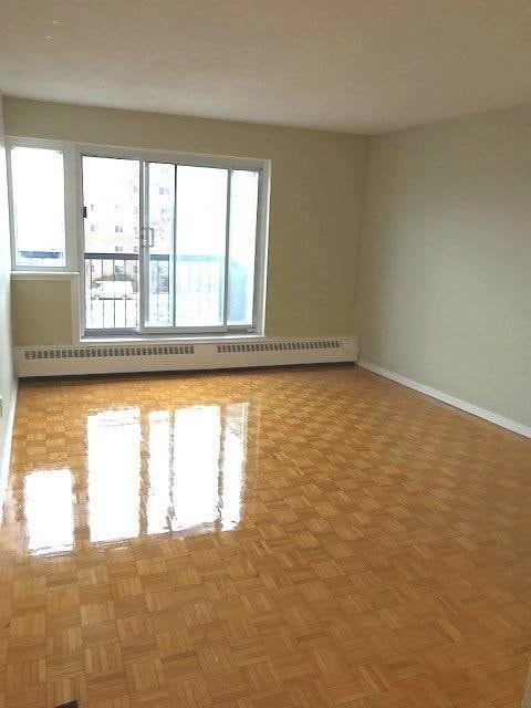 Studio Apt for October 15 starting $1299 + Hydro in Little Italy 2