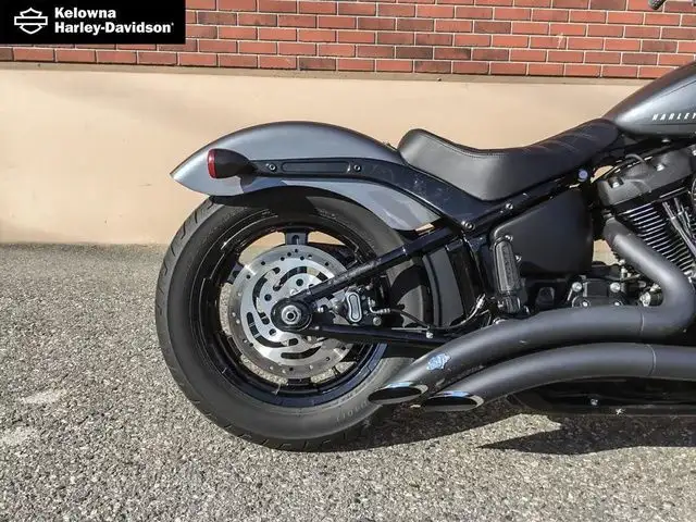 2022 Harley-Davidson Softail FXBBS - Street Bob 114 in Street, Cruisers & Choppers in Kelowna - Image 8