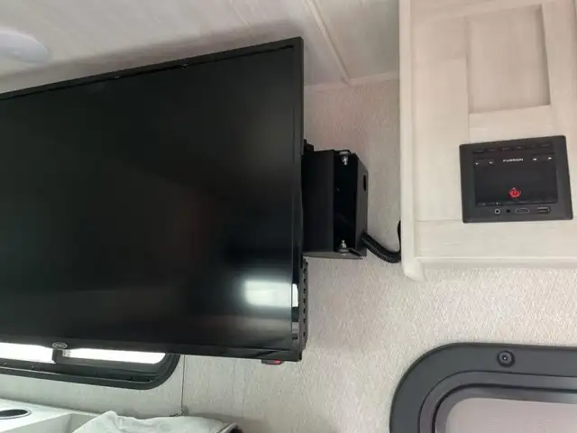 2023 EAST TO WEST Entrada 2200S in RVs & Motorhomes in Kelowna - Image 30
