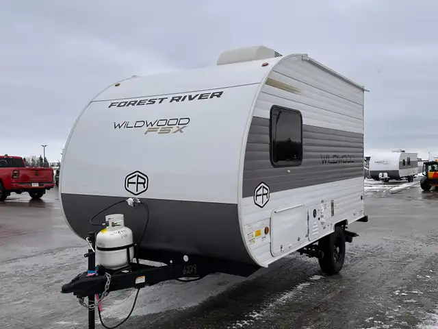 2026 WILDWOOD 135ICE in Travel Trailers & Campers in St. Albert - Image 4
