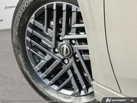 This Nissan Sentra has a dependable Regular Unleaded I-4 2.0 L/122 engine powering this Variable tra... (image 9)