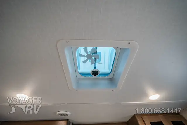 2023 Grand Design Imagine XLS 23BHE in Travel Trailers & Campers in Kelowna - Image 36
