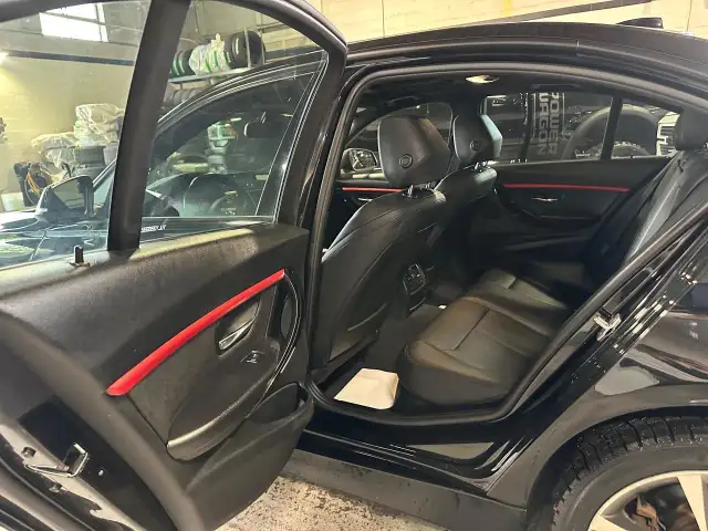 2018 BMW 3 Series 328d XDRIVE | LUXURY PKG | SUNROOF | NAVI in Cars & Trucks in City of Toronto - Image 15