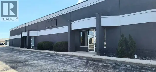 301 CROFT DRIVE Unit# 4-5 Lakeshore, Ontario in Commercial & Office Space for Rent in Windsor Region - Image 3