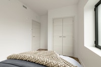 Renovated Akelius three bedroom apartment for rent. Located near saint-Laurent in the Plateau Mont-R... (image 3)