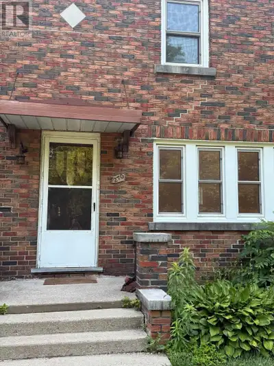 270 VANSITTART AVENUE Woodstock (Woodstock - North), Ontario
