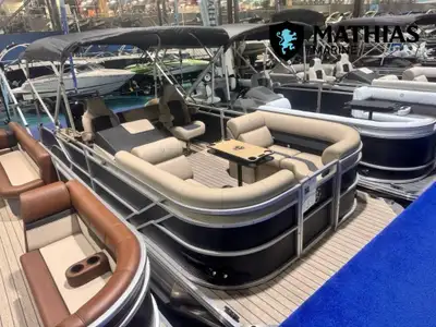 Bateau Ponton ARMADA DRAKKAR 23SB 2026 Concessionnaire de bateaux et pontons neufs et d'occasion Mat...