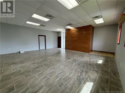 Welcome to this immediate leasing opportunity located at 8 Gilbert Street in Marysville. This unit o...