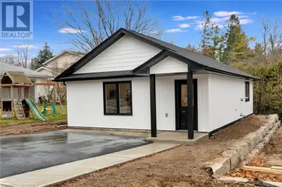 8 SUMMIT Avenue Kitchener, Ontario