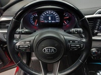 TOP TRIM! LOW KILOMETERS! Premium Black Leather | Panoramic Sunroof | Smartphone Integration | 10 Sp... (image 8)
