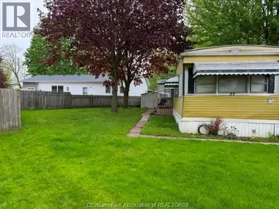 Situated on a pie shaped lot in St Clair Estates, this 2 bedroom mobile home is priced to sell. The...