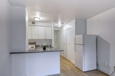 studio available near McGill - ID 3592