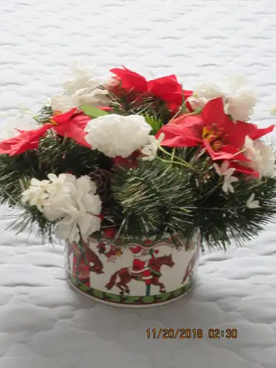 X-mas Center Piece, View more