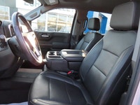 Recent Trade in, 2020 GMC Sierra 1500 SLT, 5.3 L V8 4x4. Comes with leather heated front seats, heat... (image 3)