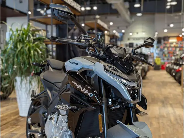 2026 CFMOTO 675NK // Tundra Grey in Sport Bikes in Winnipeg - Image 4