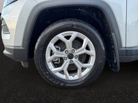 Cloth Low-Back Bucket Seats, Heated Front Seats, 8.4 Touchscreen Display, Apple Carplay, Google Andr... (image 8)