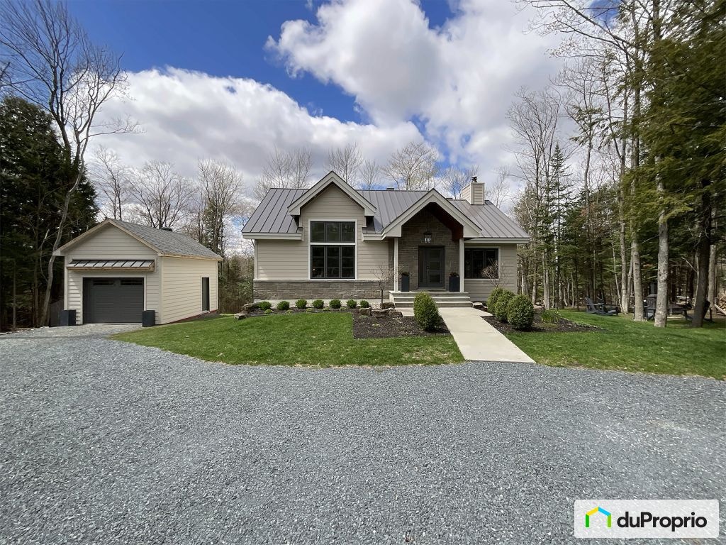 $878,000 - Bungalow for sale in St-Denis-De-Brompton — photo 2