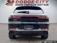 The 2024 Dodge Hornet R/T PHEV delivers exhilarating performance and cutting-edge efficiency in a bo... (image 4)