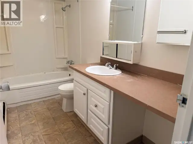 12 19 Centennial STREET Regina, Saskatchewan in Condos for Sale in Regina - Image 16