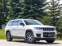 Memory Seat - Heated Seats - Heated Steering Wheel - Power Liftgate - 4x4 drivetrain for all-weather... (image 1)