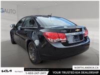 2015 Chevrolet Cruze 1LT 1LT Ready for anything, from the streets of Calgary to the highways of Albe... (image 1)