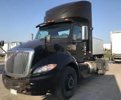 Stock #: V404076 Single Axle Day Cab Tractor, International A26 engine (450) HP, Eaton Endurant tran...