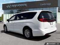 *2024 Chrysler Pacifica Touring L | Leatherette Seats | Carplay * Previous daily rental. Spacious, c... (image 2)