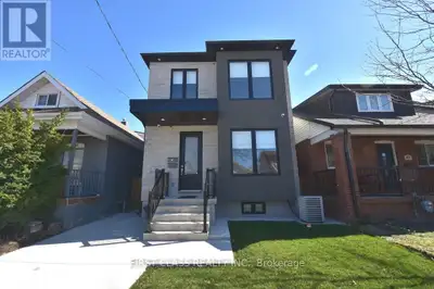 4 - 51 CRAYDON AVENUE Toronto (Mount Dennis), Ontario