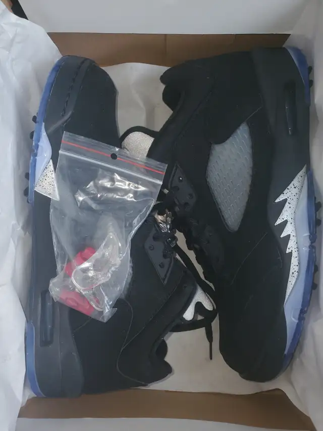 SELLING JORDAN 1, 3, Jordan 4 golf, Yeezy Foam Runners $ MORE in Men's Shoes in Mississauga / Peel Region - Image 5
