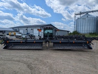Unit 2 2009 Macdon M200 Windrower Swather. Engine hrs: 2,848 Header HRS: 2,189 Cat Motor 200hp. D60D... (image 4)