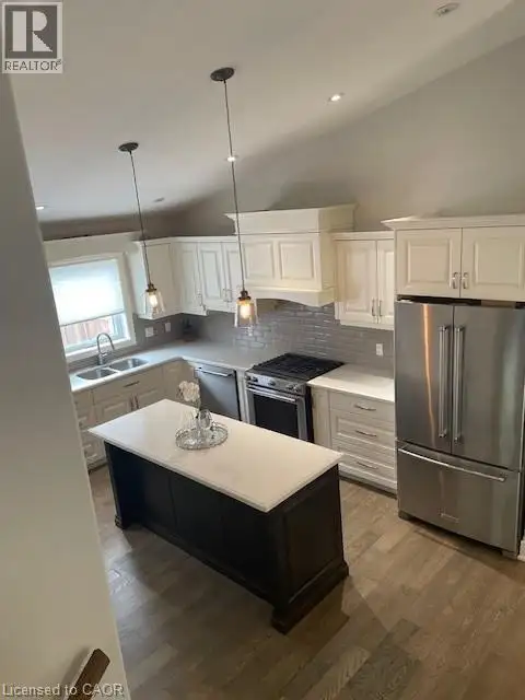 295 COURTLAND Street Delhi, Ontario in Houses for Sale in Norfolk County - Image 13