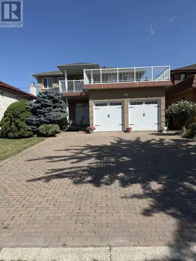 Spectacular custom built home offering over 4000 Sq ft of space, drenched in natural light and overl...