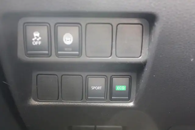 2021 Nissan Qashqai FWD S CVT for sale in Cars & Trucks in Comox / Courtenay / Cumberland - Image 19