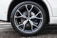 2022 BMW X5 xDrive 40i BMW X5. All-wheel-drive SUV powered by a 3.0l turbocharged 6-cylinder engine... (image 8)