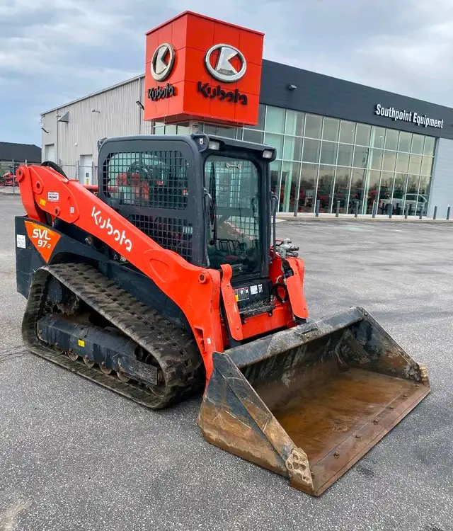 2021 Kubota 2021 Kubota SVL97-2 - Track Loader in Heavy Equipment in Windsor Region - Image 2