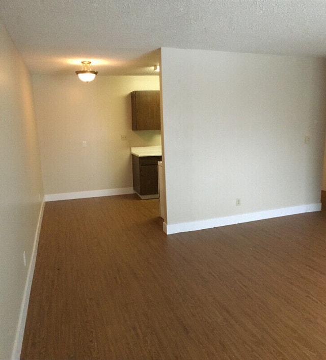 Chateau Garden Pet Friendly 1 Bedroom Unit Starting from 1395 Long