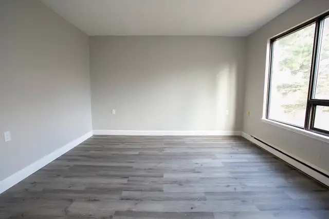 Crystal Heights Townhouses - Renovated 3 Bedroom Townhouse House in Long Term Rentals in Sault Ste. Marie - Image 9