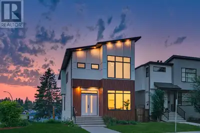 This 5 bedroom, 5 bathroom home is an amazing opportunity to live in a brand new, beautifully design...
