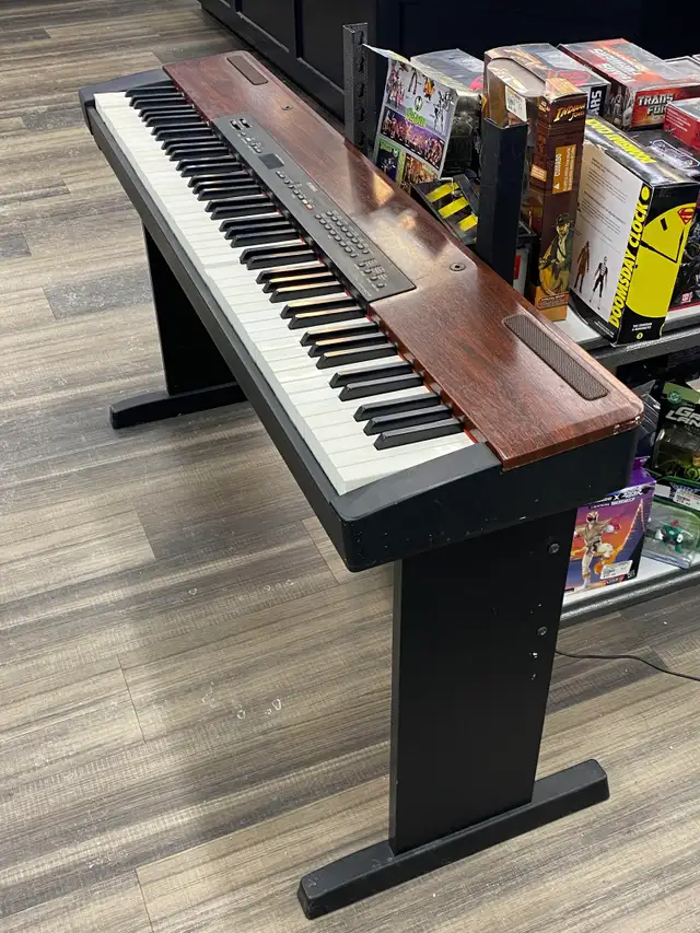 Yamaha P-120 Stage Piano in Pianos & Keyboards in City of Toronto - Image 3