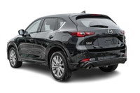 Nouvel Arrivage! La Mazda CX-5 Signature 2023 est un VUS intermédiaire raffiné et bien adapté aux be... (image 5)