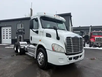 FREIGHTLINER CASCADIA 2016 MOTEUR/ENGINE: DD13 DETROIT 380HP ODO/MILLEAGE: 625610KM TRANSMISSION AUT...