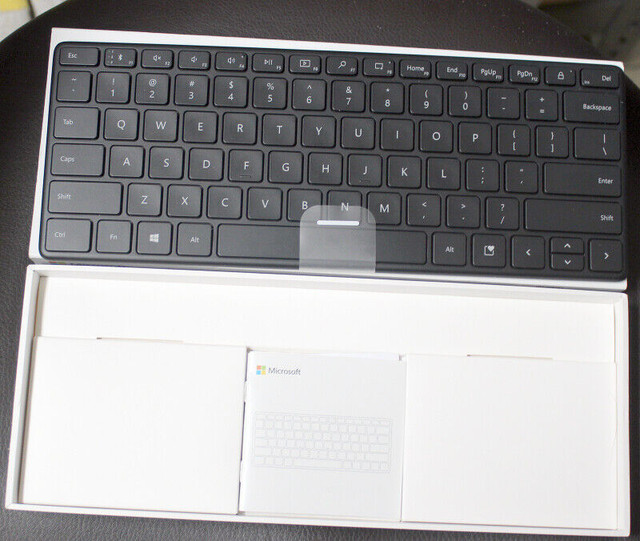 MICROSOFT DESIGNER BT COMPACT KEYBOARD (MATTE BLACK) - 21Y-0001 in Mice, Keyboards & Webcams in St. Catharines - Image 3